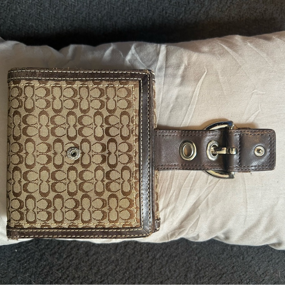 Vintage Coach SoHo Canvas Monogram Brown Wallet with Buckle - Picture 9 of 12